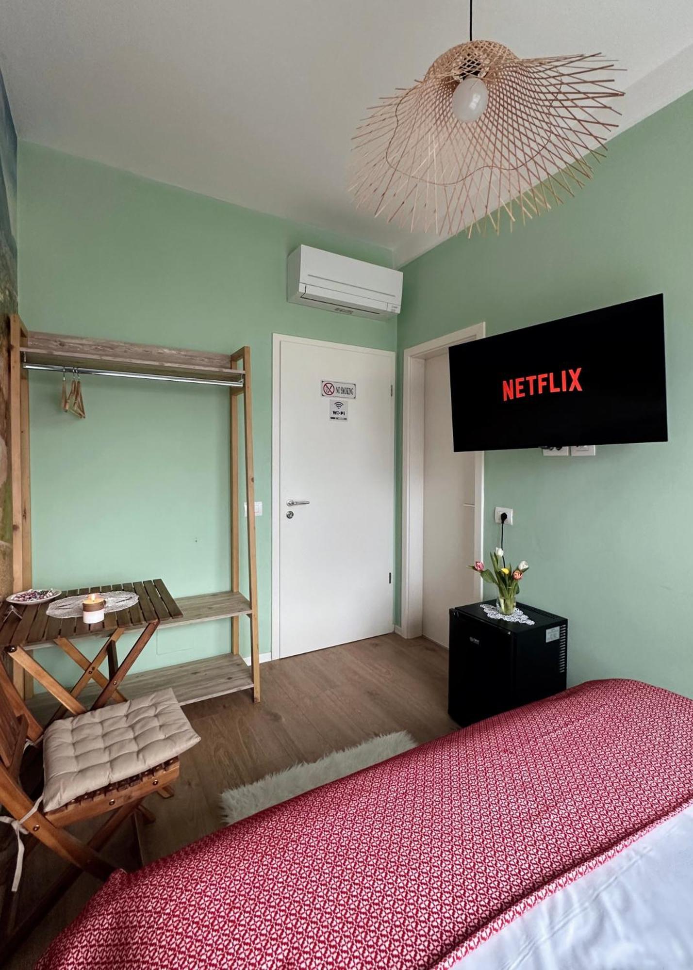 Bed and Breakfast 107 Dreams Тирана Екстер'єр фото